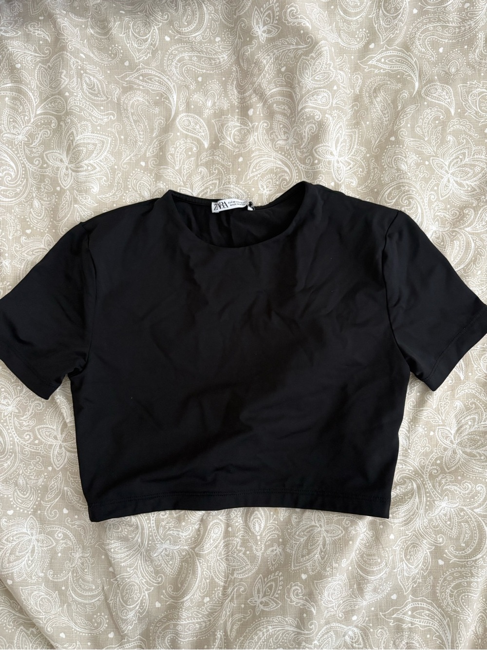 Zara Black Short-Sleeve Crop Tee